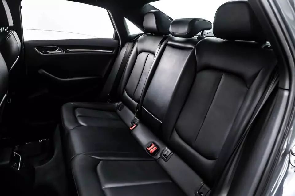 
								2018 AUDI A3 PREMIUM PLUS SEDAN 4D full									