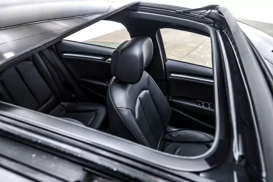 
								2018 AUDI A3 PREMIUM PLUS SEDAN 4D full									