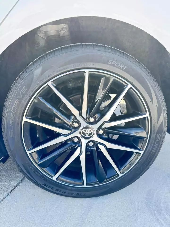 
								2022 TOYOTA CAMRY SE SEDAN 4D full									