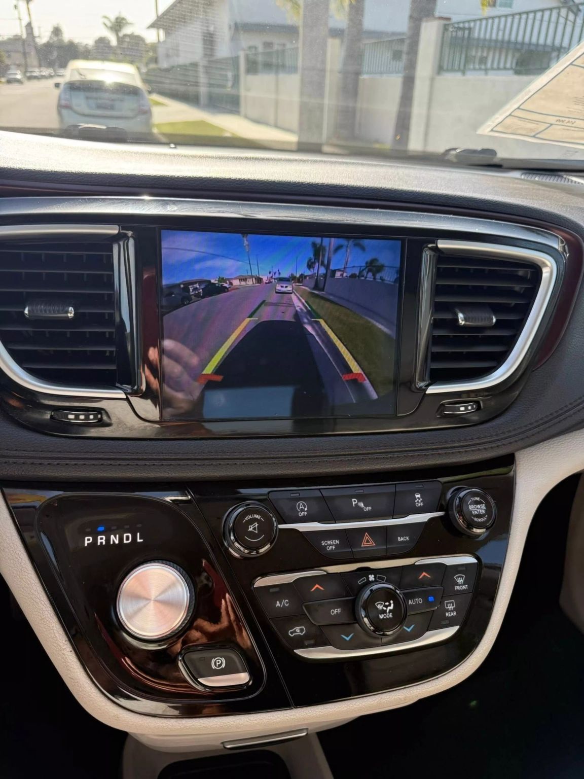 
								2017 CHRYSLER PACIFICA LIMITED MINIVAN 4D full									