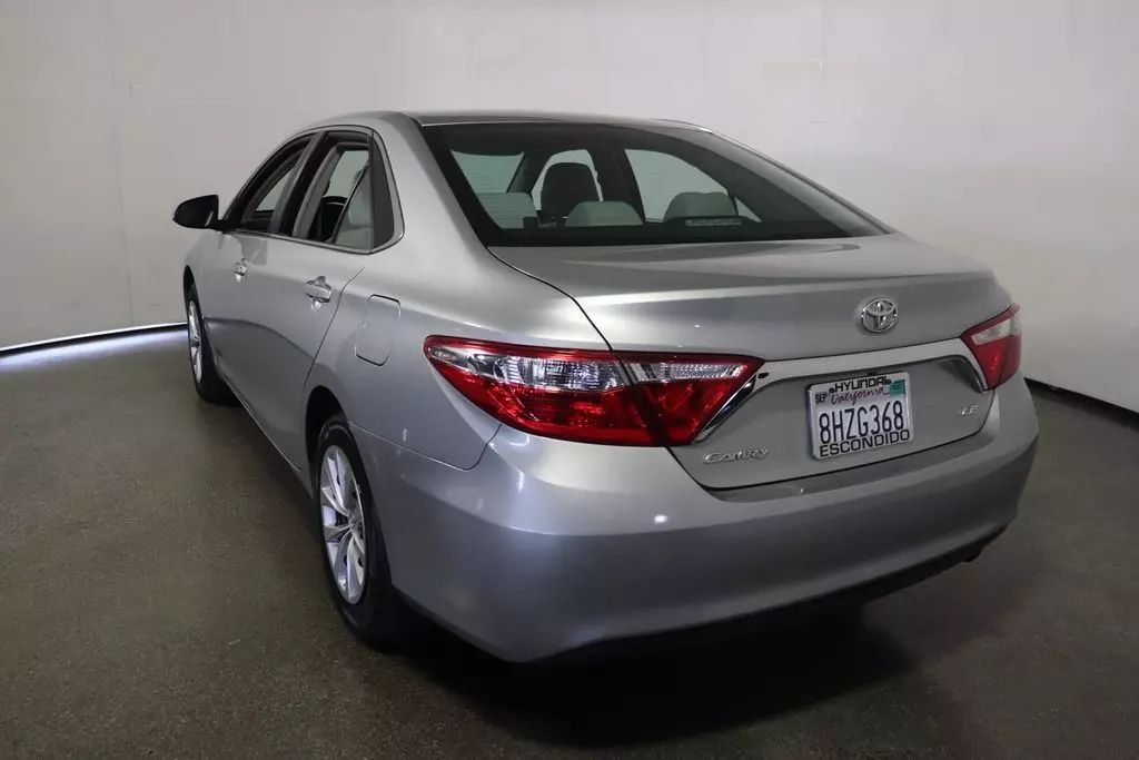 
								2016 TOYOTA CAMRY LE SEDAN 4D full									