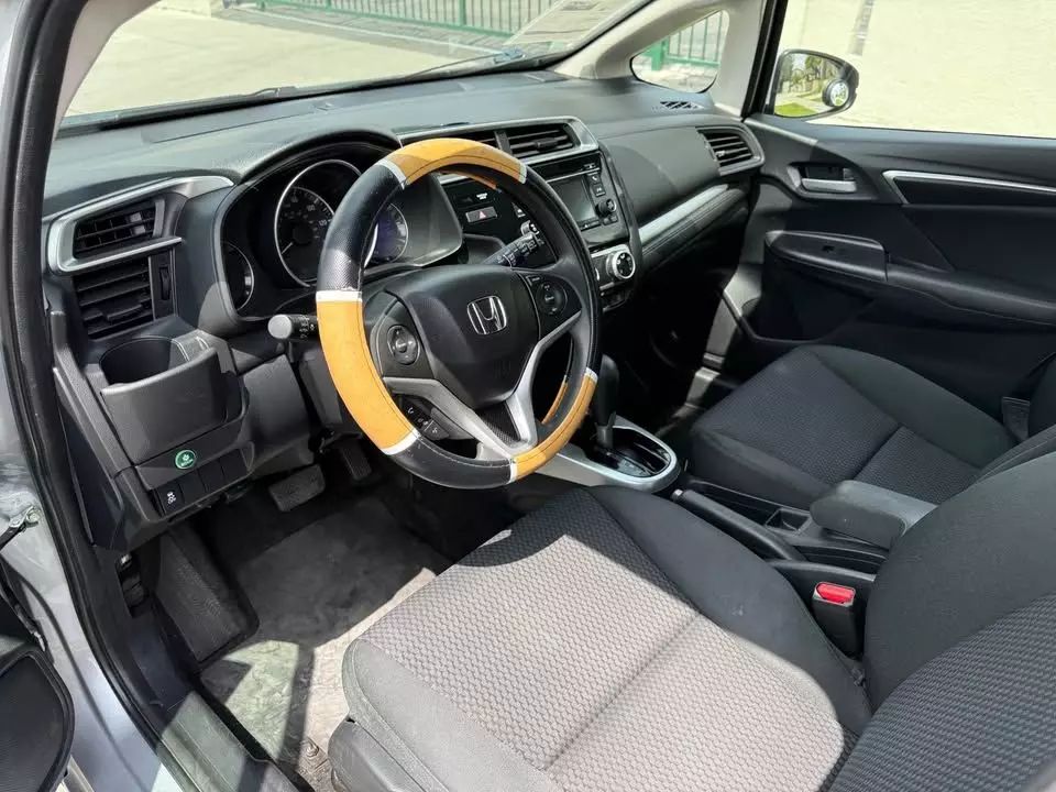 
								2019 HONDA FIT LX HATCHBACK 4D full									