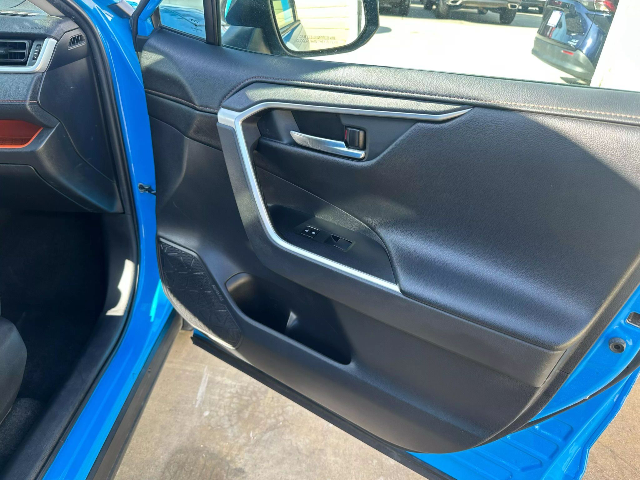 
								2019 TOYOTA RAV4 ADVENTURE SPORT UTILITY 4D full									