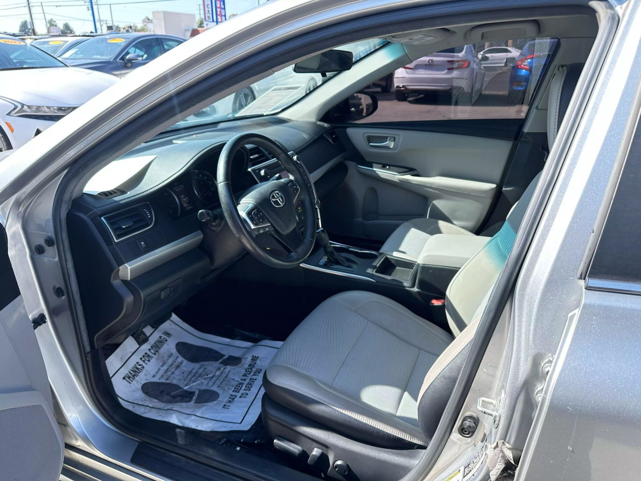 
								2017 TOYOTA CAMRY SE SEDAN 4D full									