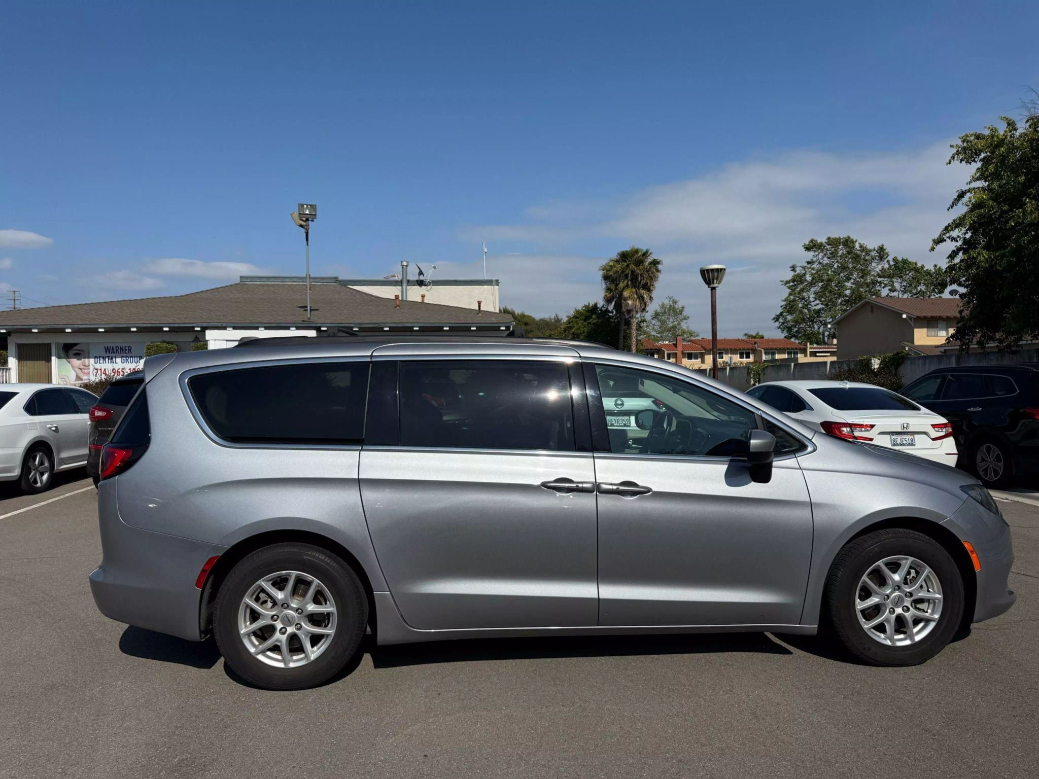 
								2021 CHRYSLER VOYAGER LXI MINIVAN 4D full									