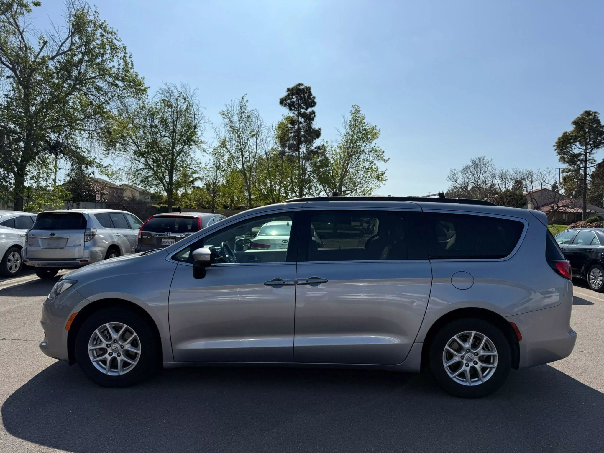 
								2021 CHRYSLER VOYAGER LXI MINIVAN 4D full									