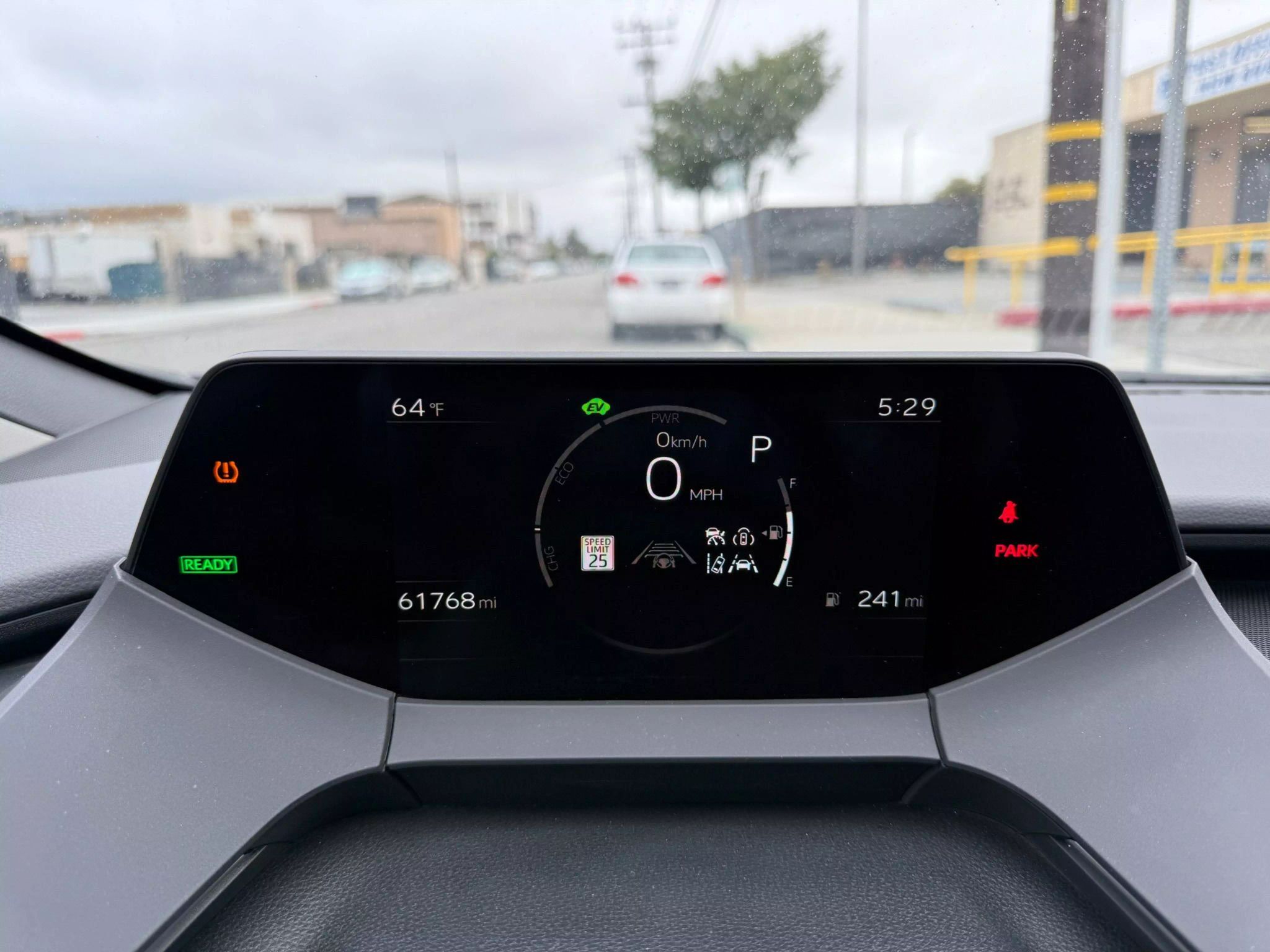 
								2023 TOYOTA PRIUS LE HATCHBACK 4D full									