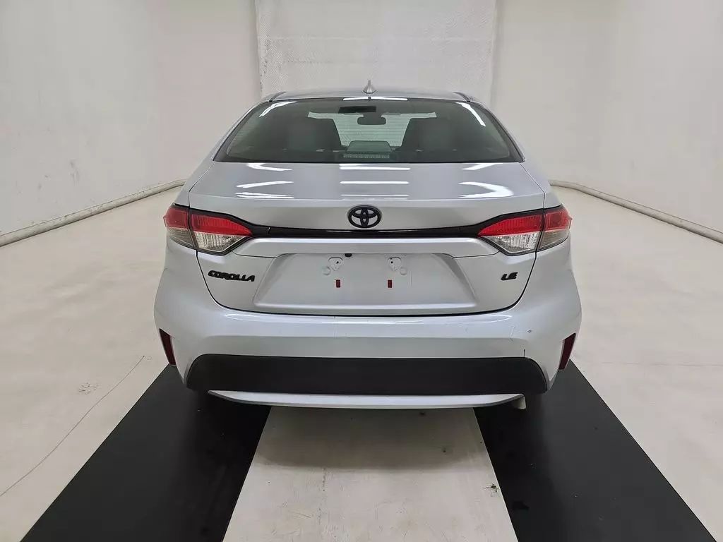 
								2022 TOYOTA COROLLA LE SEDAN 4D full									