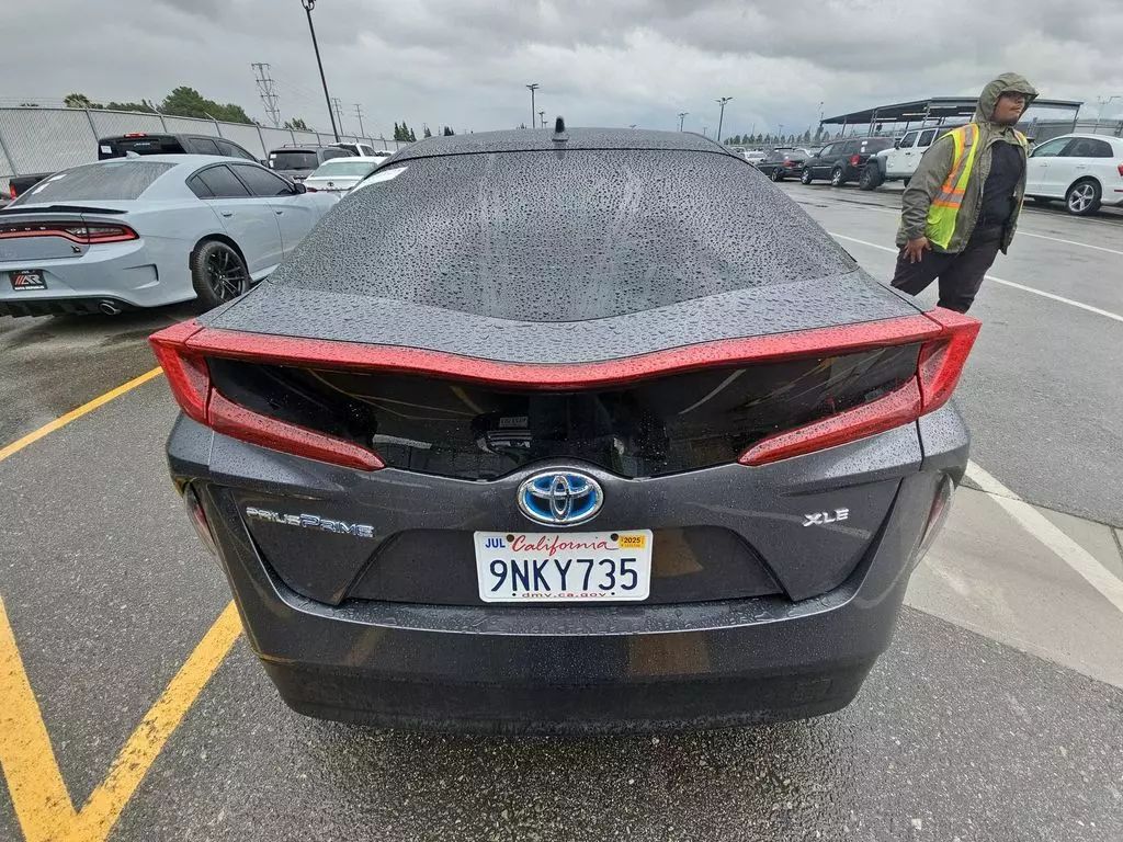 
								2020 TOYOTA PRIUS PRIME XLE 4D full									