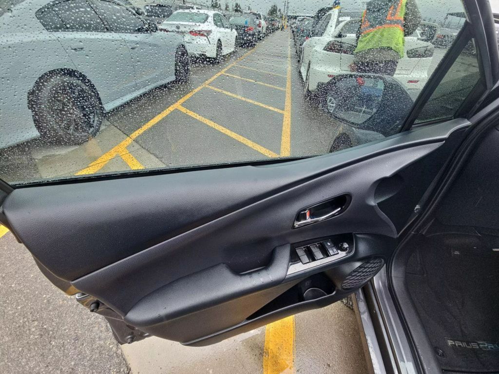 
								2020 TOYOTA PRIUS PRIME XLE 4D full									