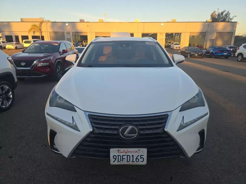 
								2020 LEXUS NX 300 LUXURY SPORT UTILITY 4D full									