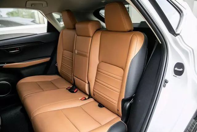 
								2020 LEXUS NX 300 LUXURY SPORT UTILITY 4D full									