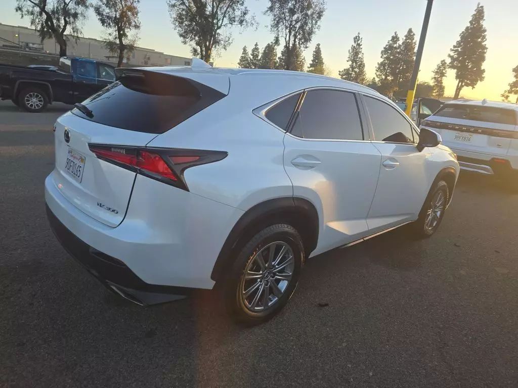 
								2020 LEXUS NX 300 LUXURY SPORT UTILITY 4D full									