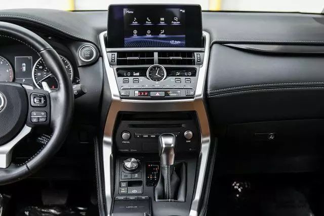 
								2020 LEXUS NX 300 LUXURY SPORT UTILITY 4D full									