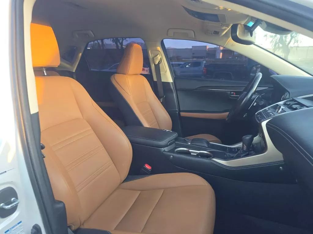 
								2020 LEXUS NX 300 LUXURY SPORT UTILITY 4D full									