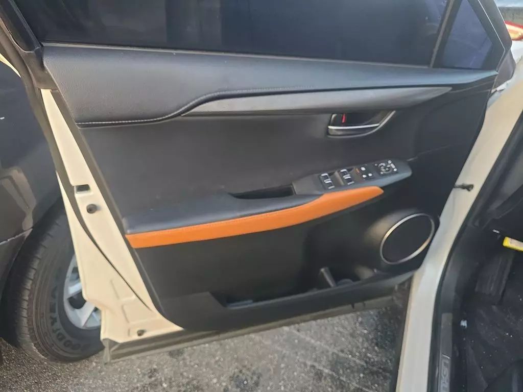 
								2020 LEXUS NX 300 LUXURY SPORT UTILITY 4D full									