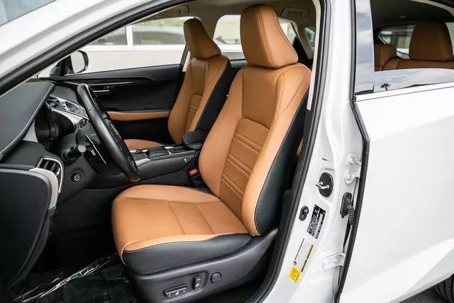 
								2020 LEXUS NX 300 LUXURY SPORT UTILITY 4D full									